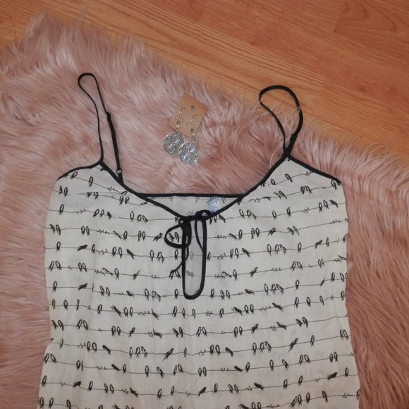 Fleurette Size Small Bird On Wire Print Tank Top - Picture 2 of 8